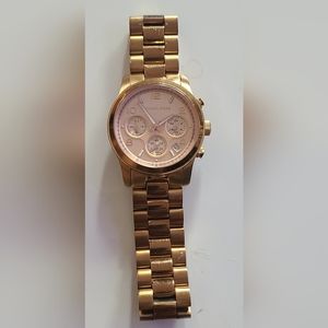 Mk Watch